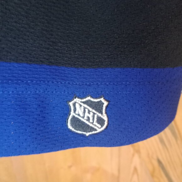 Late 90s CCM On-Ice Tampa Bay Lightning size 52 NHL Hockey Jersey - Picture 8 of 11